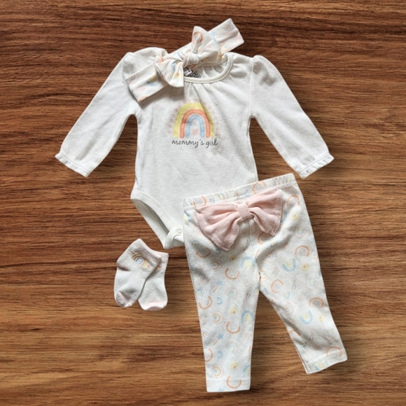 Baby Essentials Baby Girls 4-pc. "Mommy's Girl" Rainbow Clothing Set 6M - Picture 1 of 11